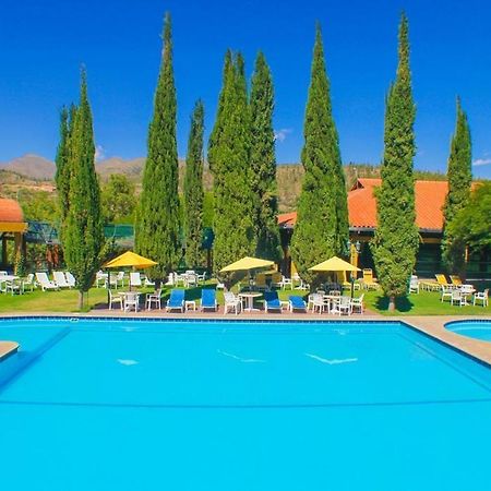 Hotel Los Parrales Tarija Bagian luar foto